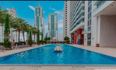 Comprar apartamento no 50 Biscayne 606