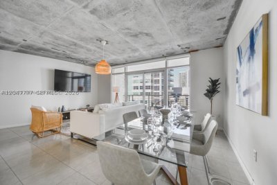 Comprar apartamento en Midtown Midblock 901