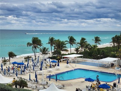 Comprar apartamento no Parker Plaza Estates 1718