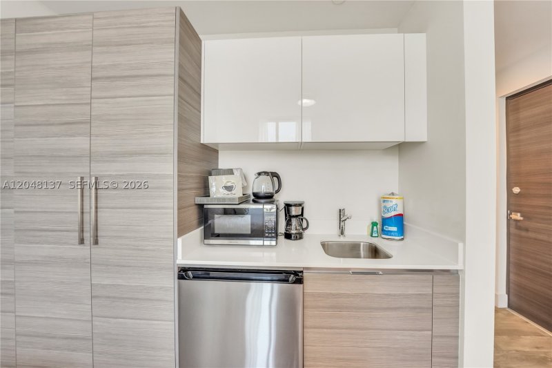 Comprar apartamento no Costa Hollywood S314