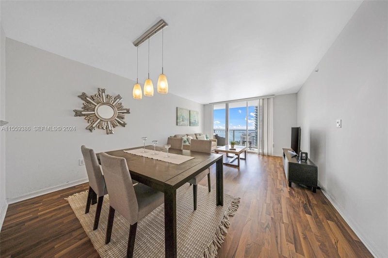 Aluguel de apartamento no Mark on Brickell Apt 2207