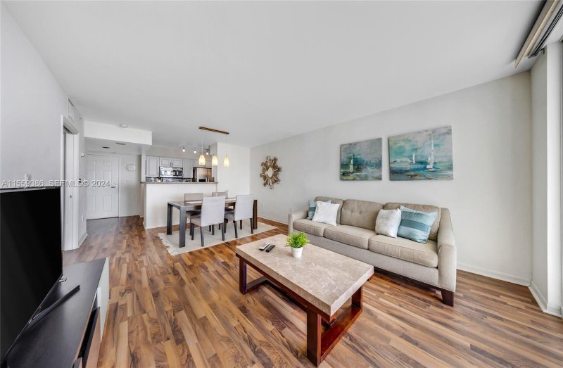 Aluguel de apartamento no Mark on Brickell Apt 2207