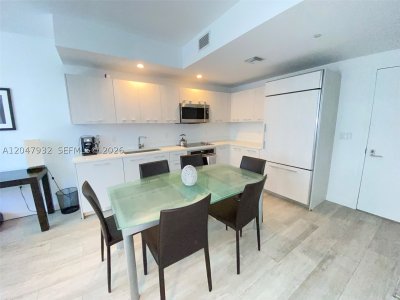 Aluguel de apartamento no Brickell Heights West 2102