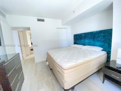 Aluguel de apartamento no Brickell Heights West 2102