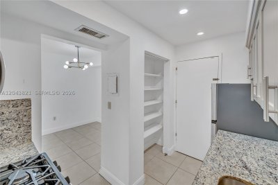 Comprar apartamento en Villa Capri 307