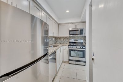 Comprar apartamento en Villa Capri 307