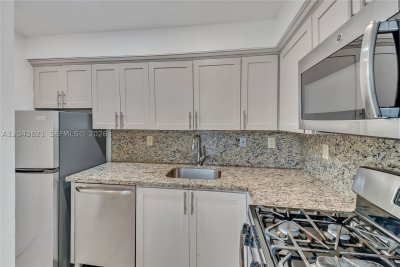 Comprar apartamento en Villa Capri 307