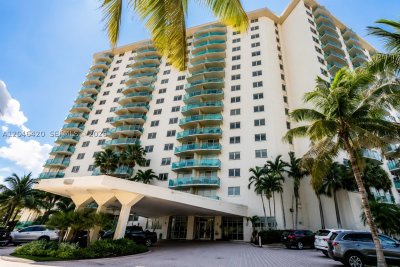 Ocean Reserve Apt #716