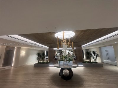 Comprar apartamento en Roney Palace 833