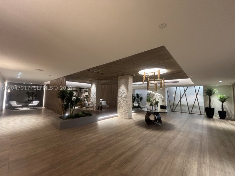 Comprar apartamento en Roney Palace 833