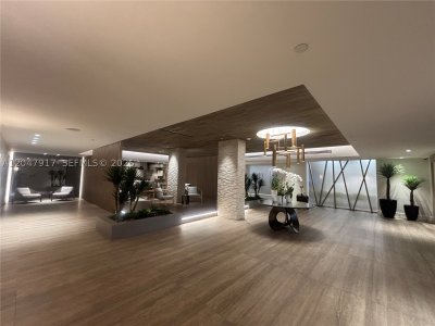 Comprar apartamento en Roney Palace 833