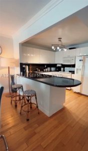 Comprar apartamento en Roney Palace 833