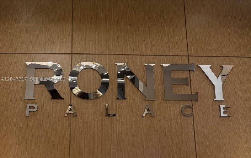 Comprar apartamento en Roney Palace 833