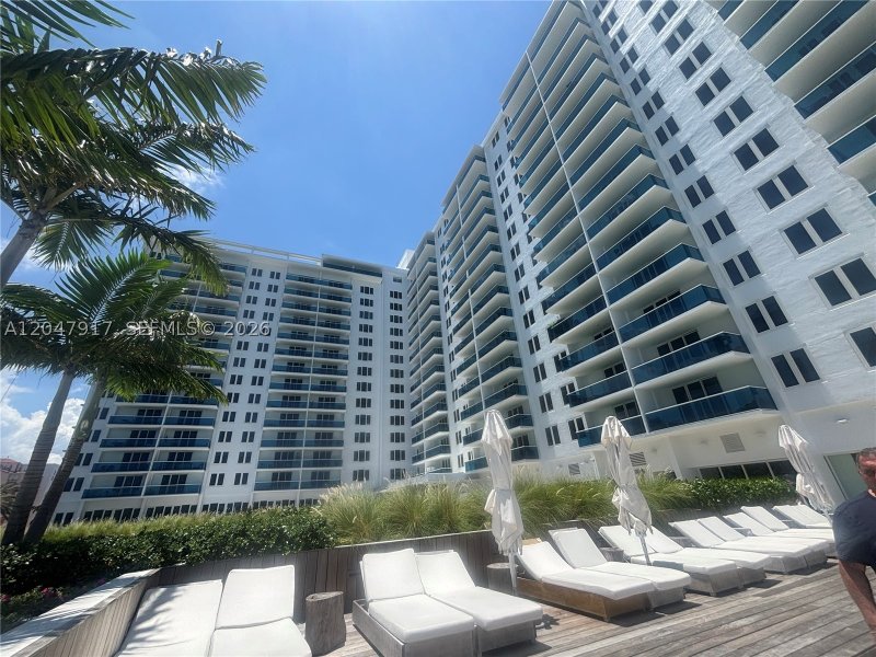 Comprar apartamento en Roney Palace 833
