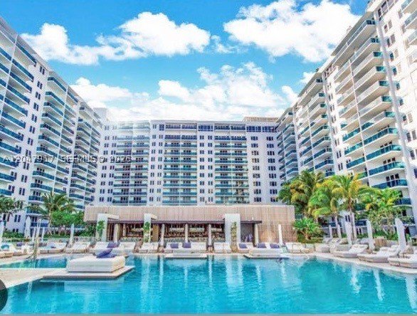 Comprar apartamento en Roney Palace 833