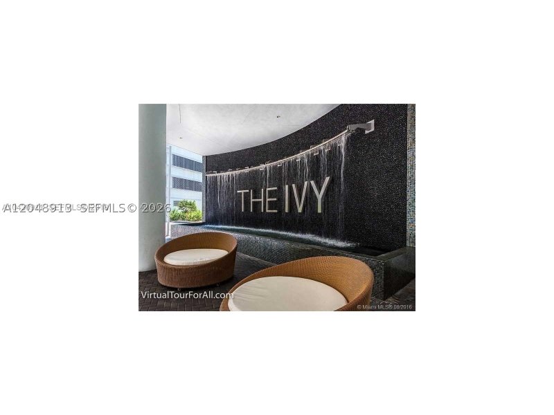 Condo for sale at The Ivy 2609