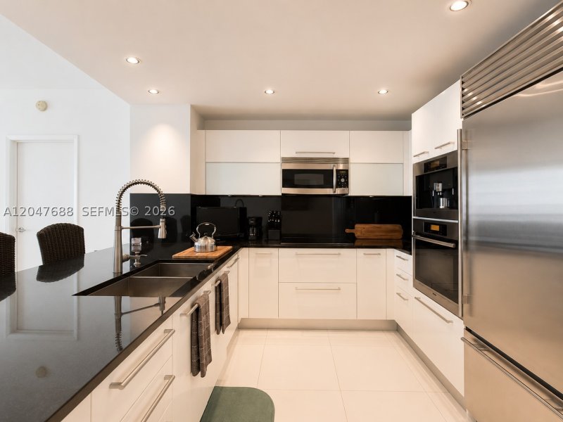 Apartment for rent at Jade Ocean 1602