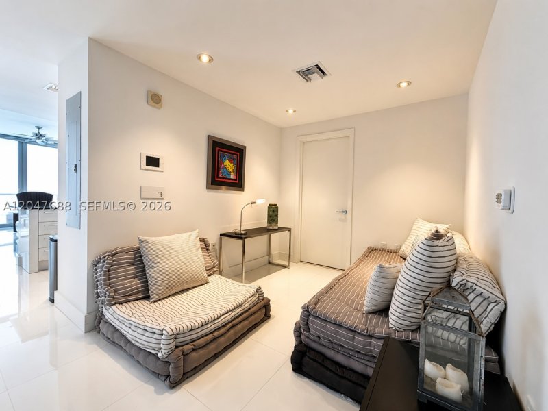 Apartment for rent at Jade Ocean 1602