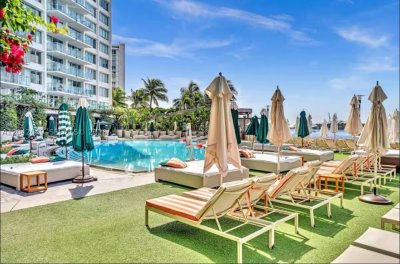 Comprar apartamento en 1100 West Condo (Mondrian located) 1007