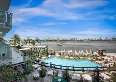 Comprar apartamento en 1100 West Condo (Mondrian located) 1007