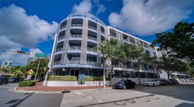 Lofts at Mayfair Apt #323