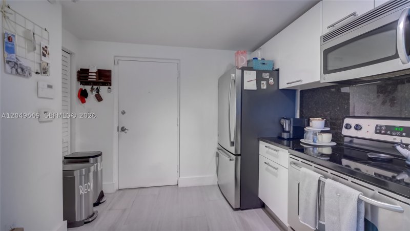 Apartment for rent at Lofts at Mayfair 323