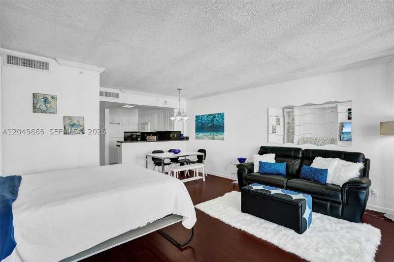 Apartment for rent at The Wave Condo 1504 (Availa