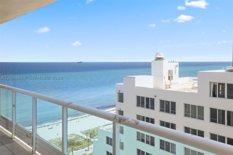 Condo for sale at Capobella 1707