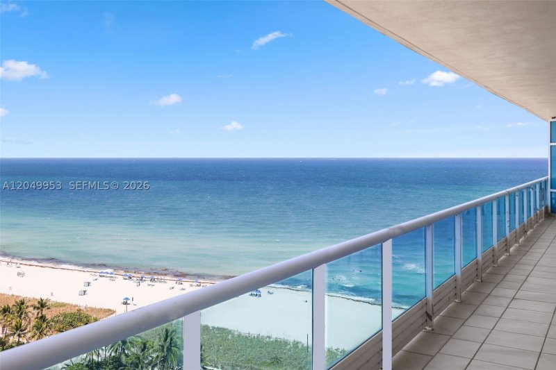 Condo for sale at Capobella 1707