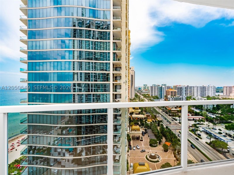 Condo for sale at Trump International Sonesta Beach Resort 1814