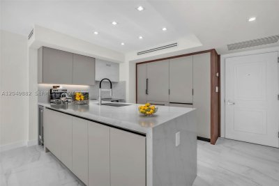 Comprar apartamento no Spiaggia Ocean 1009