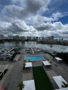 Comprar apartamento no Del Prado South Tower
