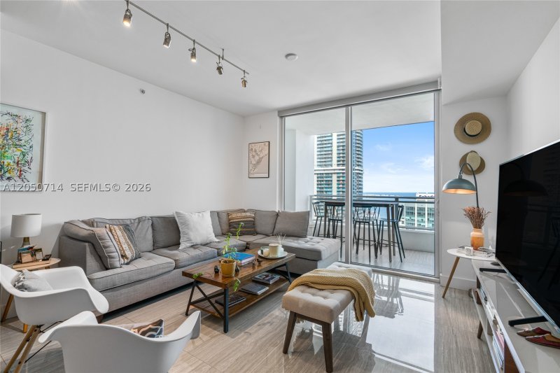 Apartment for rent at The Bond 4102