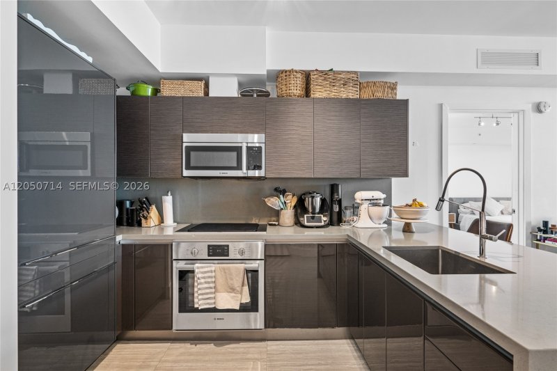 Apartment for rent at The Bond 4102
