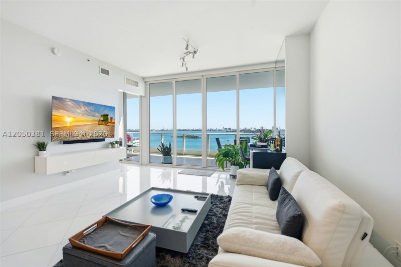 Apartment for rent at Paramount Bay 1908