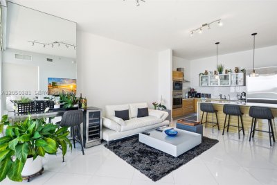 Aluguel de apartamento no Paramount Bay 1908