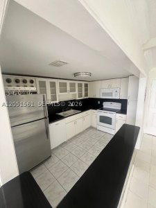 Aluguel de apartamento no Brickell Biscayne 4I