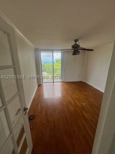 Aluguel de apartamento no Brickell Biscayne 4I