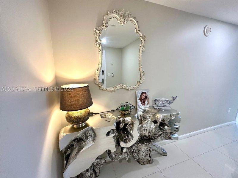 Condo for sale at Icon Brickell Viceroy 4408