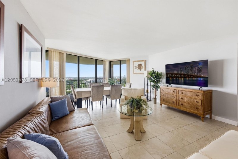 Condo for sale at Towers of Quayside 2 1911
