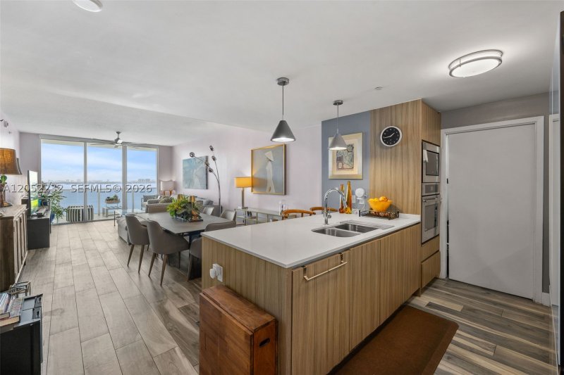 Apartment for rent at Bay House 2202