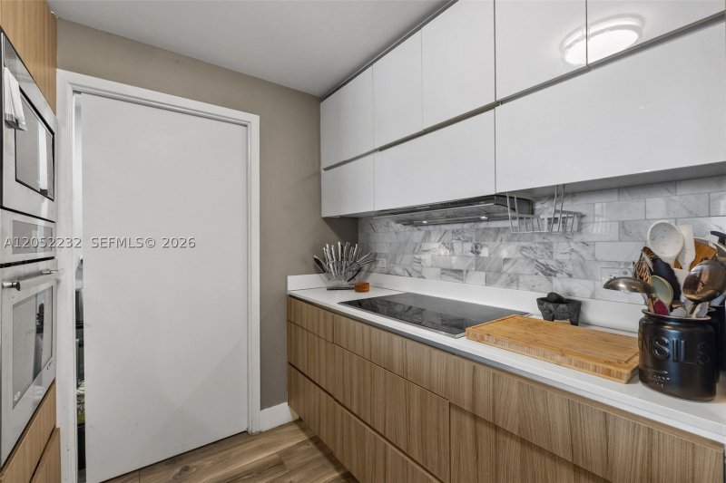 Apartment for rent at Bay House 2202