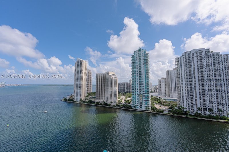 Apartment for rent at One Miami East Tower 2119
