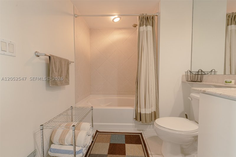 Apartment for rent at One Miami East Tower 2119