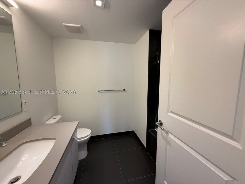 Condo for sale at Canvas 1711