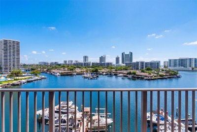 Anchor Bay Club Apt #207
