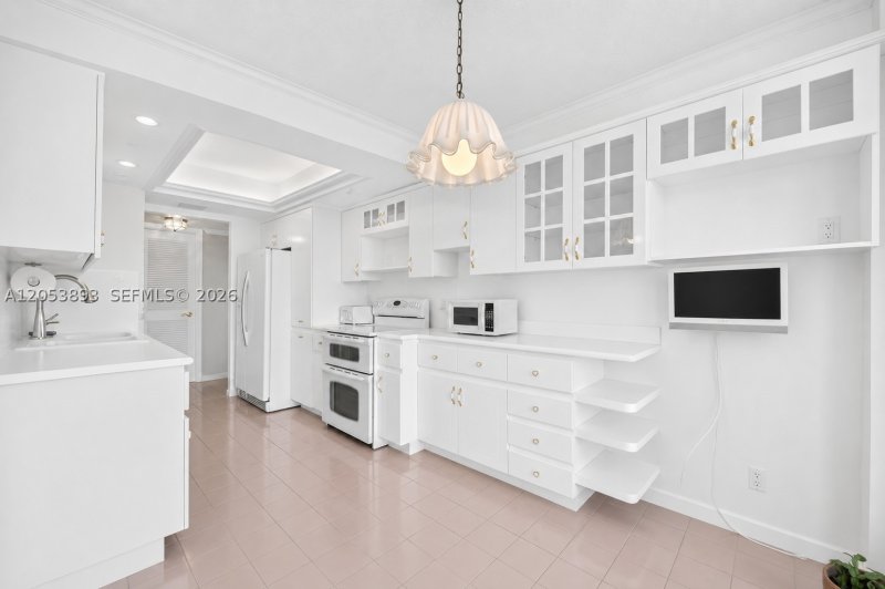 Condo for sale at Anchor Bay Club 207