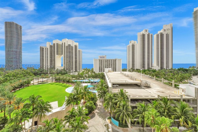 Condo for sale at Ocean Reserve 1001