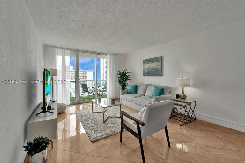 Condo for sale at Ocean Reserve 1001