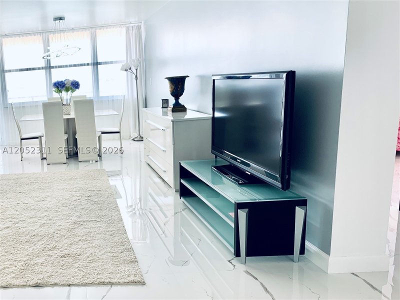 Apartment for rent at Winston Towers 602